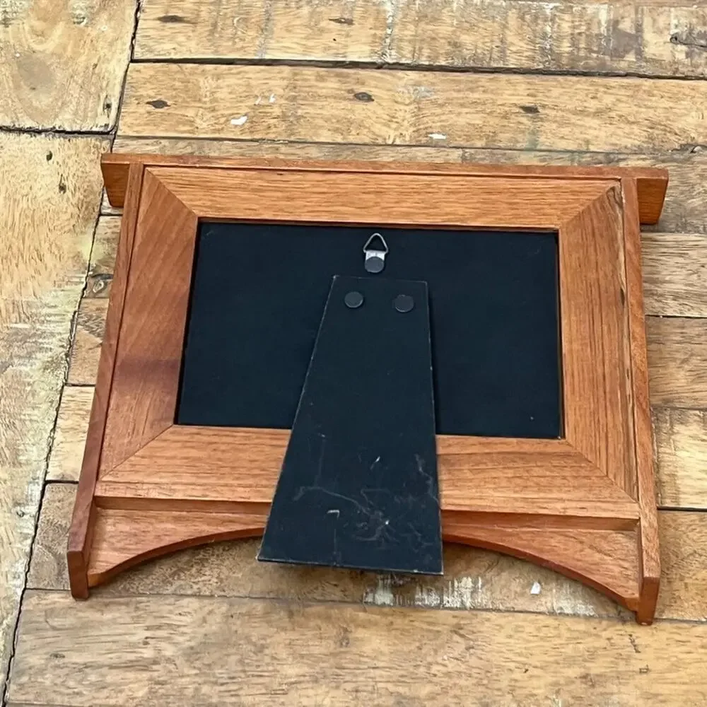 Fetco Shaker Views Photo Frame Natural Wood Raised 6x4 in Minimalist